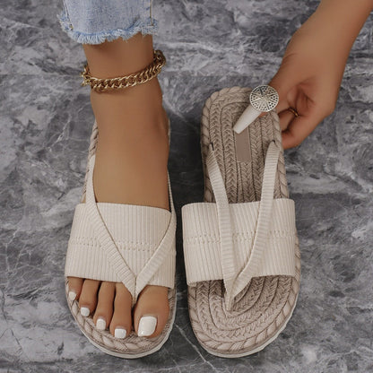 58 % Rabatt! 👡 Modische Zehentrenner | Leicht & flexibel + Gepolsterte Einlegesohle – Must-have für Strandurlaub & Pool 🌊☀️