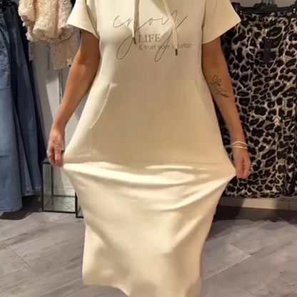🌸49% Rabatt！🎉 Damen Kapuzenkleid mit kurzen Ärmeln – lockere, lange, einfarbige Passform – perfekt für Zuhause & unterwegs