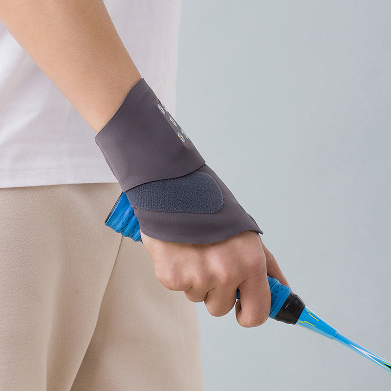 ✨HEISSER ABVERKAUF 50% RABATT✨Beheizbare Handgelenkbandage mit elektrischem Massagegerät