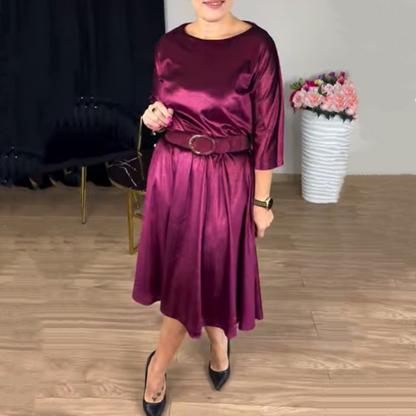Damen-Midikleid aus Satin mit 3/4-Ärmeln und Rundhalsausschnitt