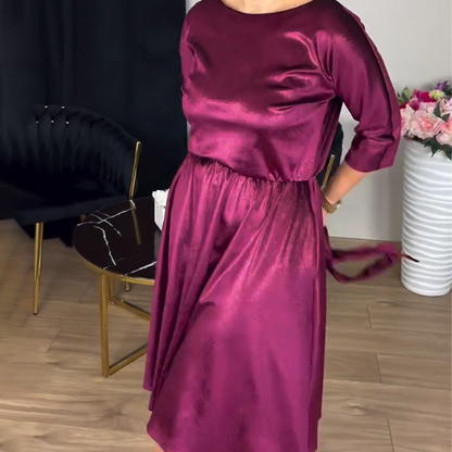 Damen-Midikleid aus Satin mit 3/4-Ärmeln und Rundhalsausschnitt