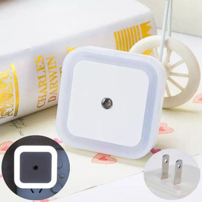 💘 Valentinstagsangebot: 50% Rabatt!✨ LED-Smart-Nachtlicht mit Lichtsensor – Automatisch & energiesparend | Sanftes, augenfreundliches Licht!