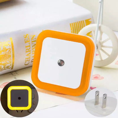 💘 Valentinstagsangebot: 50% Rabatt!✨ LED-Smart-Nachtlicht mit Lichtsensor – Automatisch & energiesparend | Sanftes, augenfreundliches Licht!