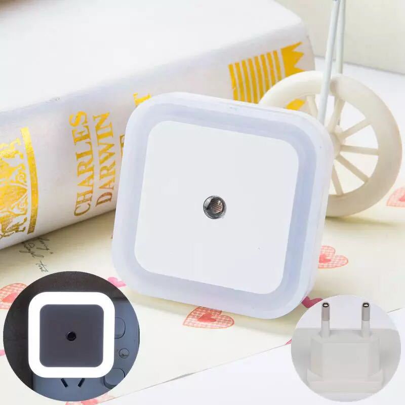 💘 Valentinstagsangebot: 50% Rabatt!✨ LED-Smart-Nachtlicht mit Lichtsensor – Automatisch & energiesparend | Sanftes, augenfreundliches Licht!