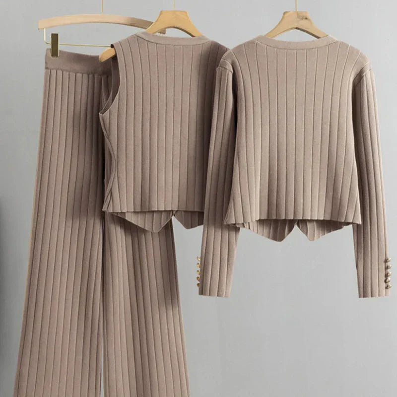 🔥 54 % RABATT | Dreiteiliges Damen-Set: Cardigan mit V-Ausschnitt, Top und Hose 👗✨