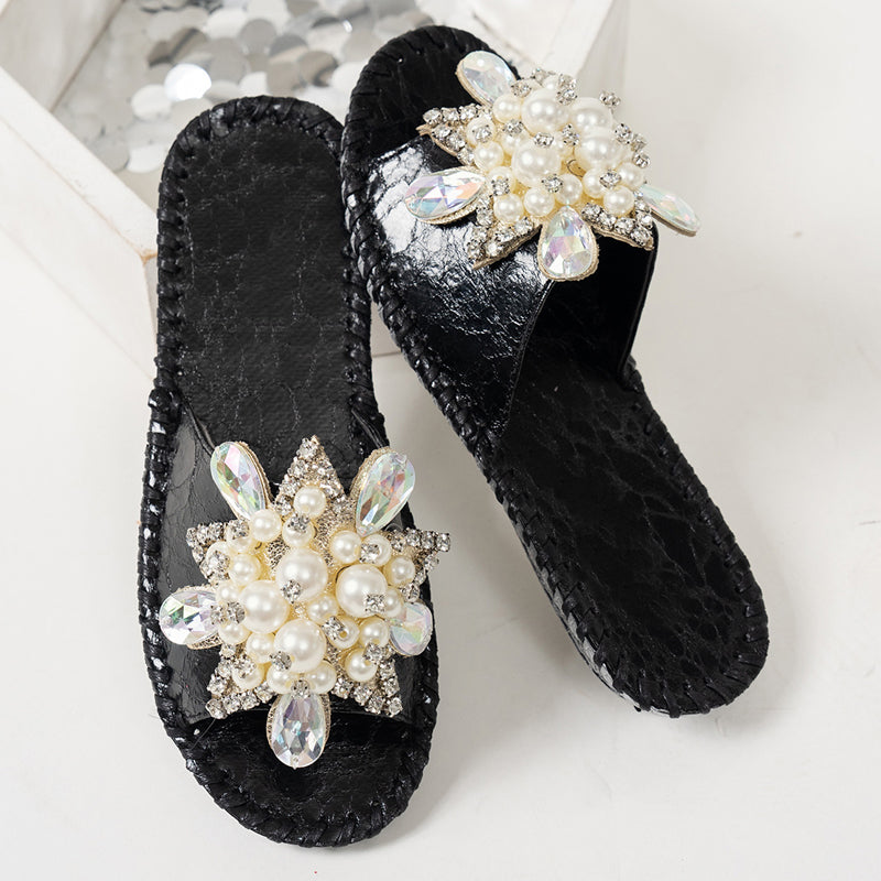 🔥 Damen Pailletten & Perlen Pantoffel – Rutschfeste Flachsohle | Elegante Zehensteg-Sandalen für Sommer (35-43) 👡✨