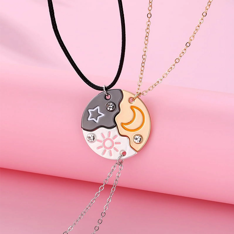 ⏰ Limitiertes Angebot! 💎 3-teiliges Freundschaftsketten-Set – Sonne, Mond & Sterne Design 🌞🌙✨ | Kristallbesatz 💎 – Zinklegierung 🛡️