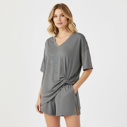 🌞50% Rabatt—nur noch wenige Teile auf Lager!💎Damen Lounge-Set mit V-Ausschnitt – Knitterfrei & Seidig Weich für Deinen Wohlfühl-Moment