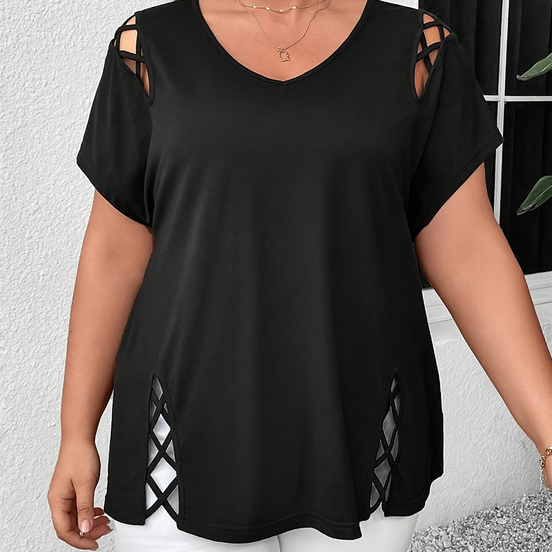 50 % Rabatt! V-Ausschnitt Oberteil mit Cut-outs – Seidig, luftig & elegant