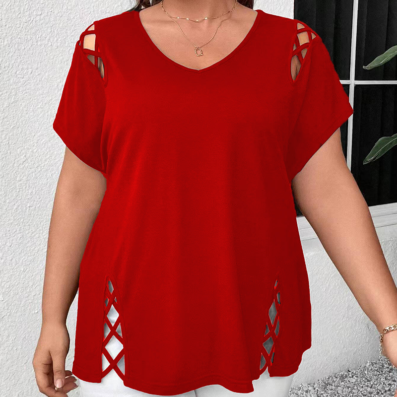 50 % Rabatt! V-Ausschnitt Oberteil mit Cut-outs – Seidig, luftig & elegant