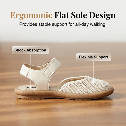 Flache Sandalen aus atmungsaktivem Mesh mit Knöchelriemen